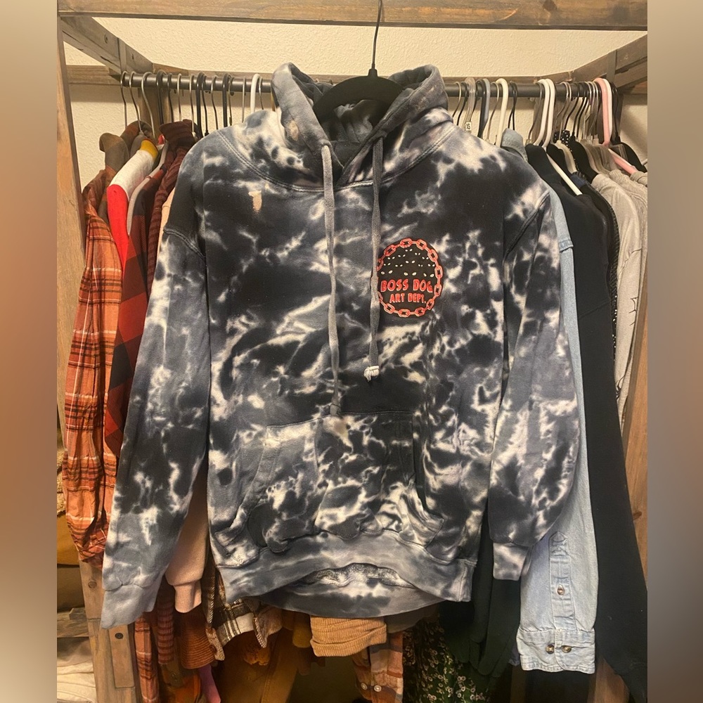 Rare Find! Limited Edition Boss Dog Art Dept Graphic Tie Dye Wolf Hoodie